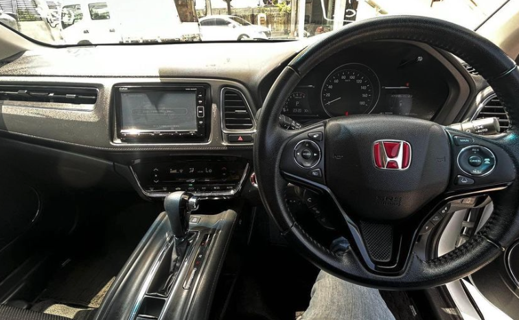 Honda Vezel full