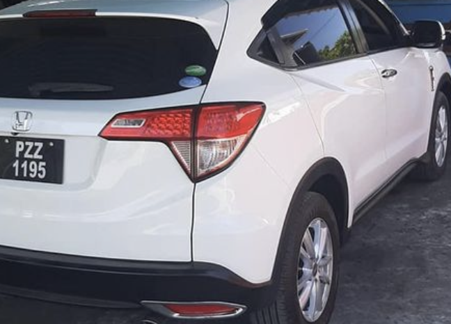 Honda Vezel 2015 full