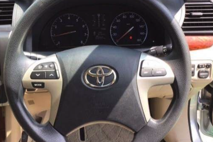 Toyota Premio full